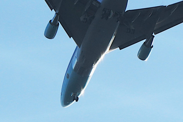 Air Force One boven Amsterdam