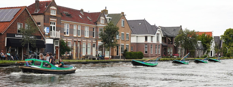 Woubrugge - Van Hemessenkade, Woudwetering bootjes // embarcaciones // little boats