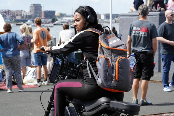 Amsterdam-Noord – Distelweg // vrouw op fatbike // mujer en fatbike // woman on fatbike