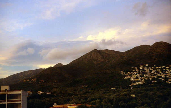 Costa Brava - Roses - Carrer les Fonts - puesta del sol // zonsondergang // sunset