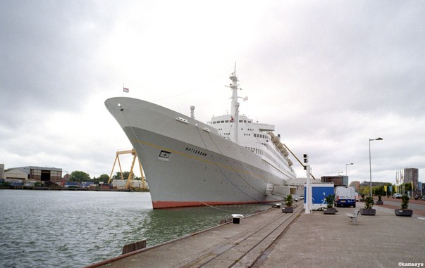 Rotterdam - Maashavenkade, 3e Katendrechtse Hoofd - ss Rotterdam