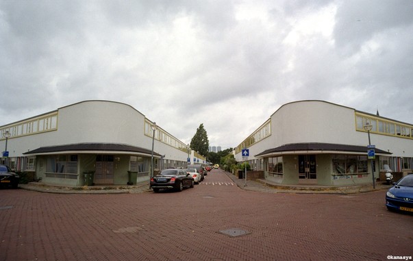 Rotterdam - De Kiefhoek - Hendrik Idoplein, Heer Arnoldstraat, 2e Kiefhoekstraat // arquitecto // architect J.J.P. Oud