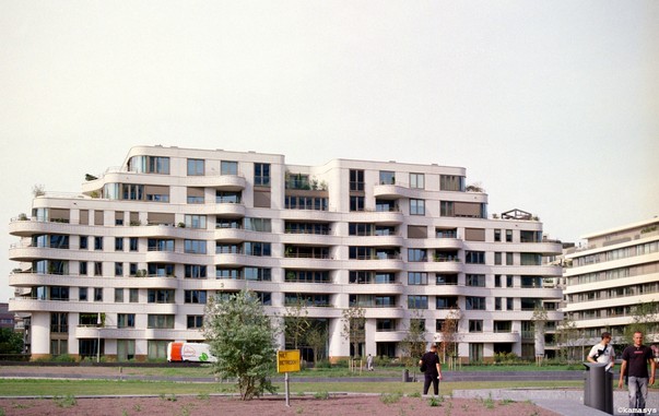 Amsterdam-Noord - Overhoeks – Céramiquelaan