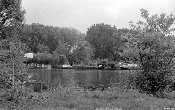 Amsterdam – Amsteldijk - río // river Amstel