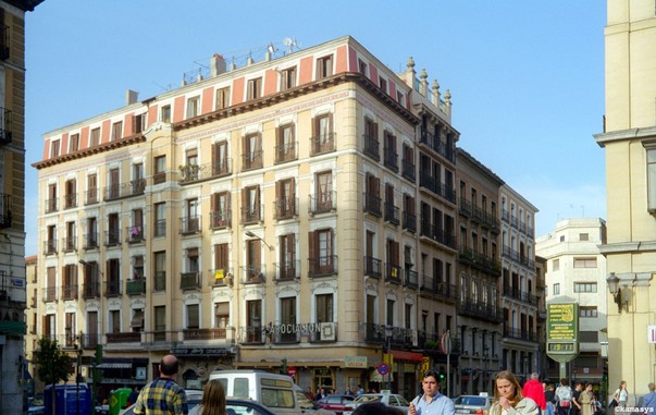 Madrid – Calle Mayor, Plaza del Comandante las Morenas