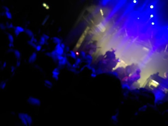 #potd Team Scheisse @ Flex, together with older son in a very sweaty moshpit - fun! "Es geht doch nur noch bergab, seit Pluto kein Planet mehr ist.." https://domm.plix.at/potd/2025-11-11.html