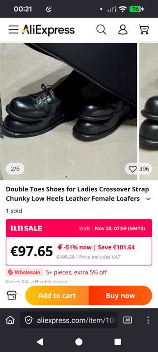 Double toe shoes. Like the fronts of two pairs of shoes stacked one stop the other.