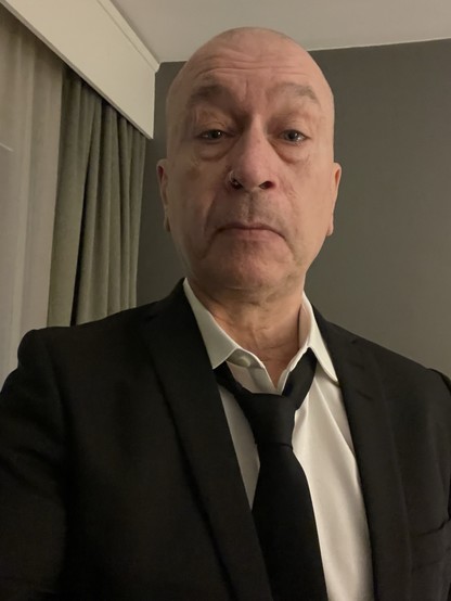 A self portrait of an old fart / självporträtt