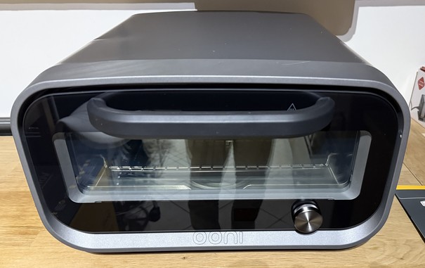 The Ooni Volt 2, an indoors electric pizza oven that can go up to 450 degrees C. Looks nice too.