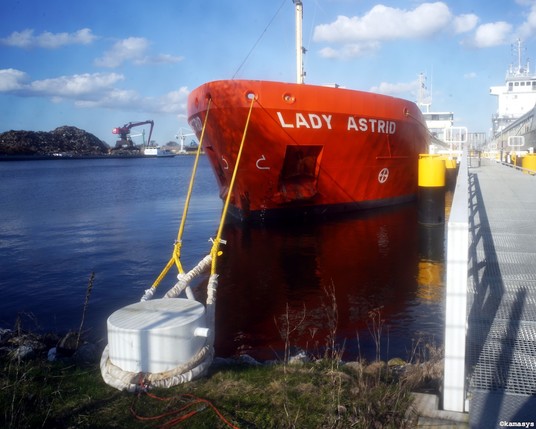 Amsterdam - Nieuwe Hemweg, Neptunushaven - mv Lady Astrid