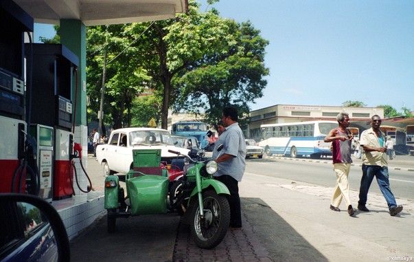 Cuba – Santiago de Cuba - Reparto Santa Barbara - gasolinera