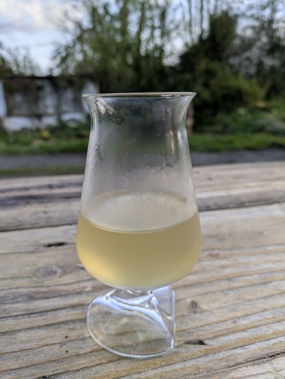 Half a nosing glass of pale mead