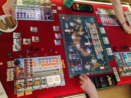 #potd Another very nice game. And by some good planing on my part I even managed to win! https://domm.plix.at/potd/2026-04-19.html