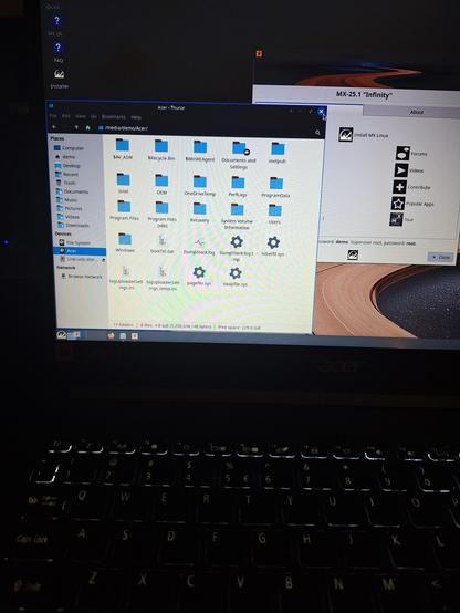 Mxlinux recognizes the Acer drive after UEFI changes.