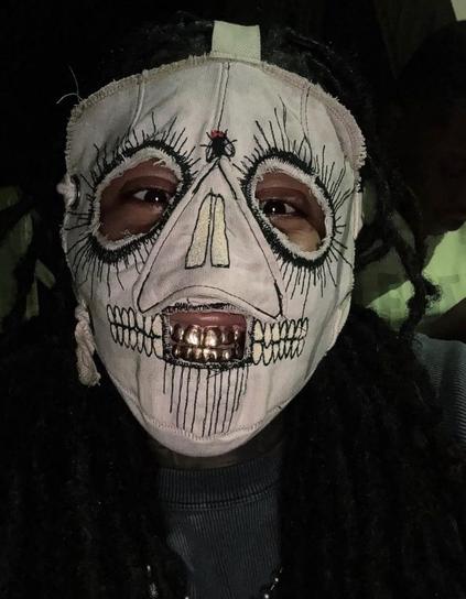 skrilla mask